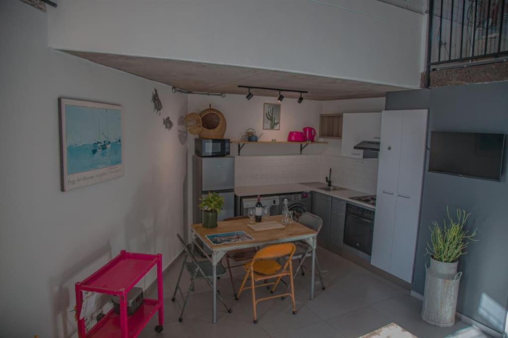 Kape Loft Apartment *